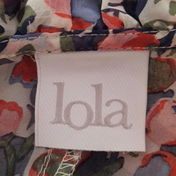 SALE💥$4 LOLA: Floral Top - Picture 6 of 7